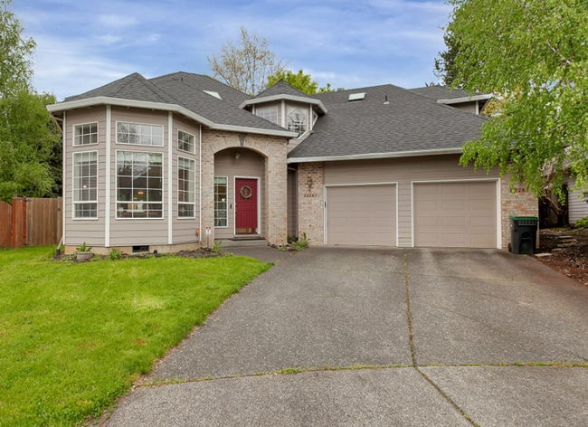 4-Bedroom Beautifully Remodeled Tigard Hom... - 4-Bedroom Beautifully Remodeled Tigard Hom... House
