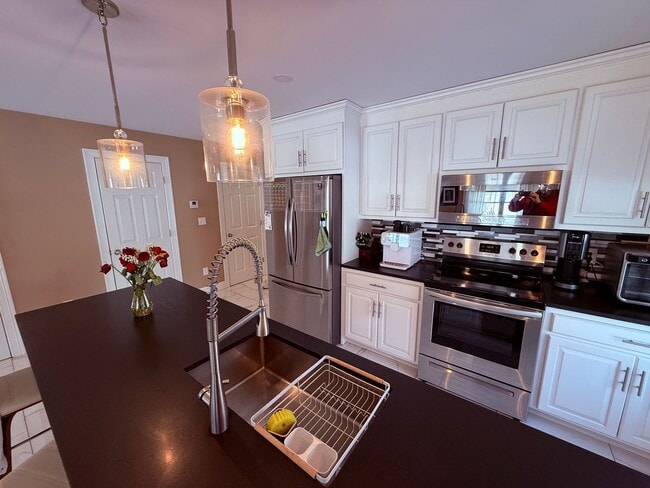 Photo - Luxury Duplex Unit #B