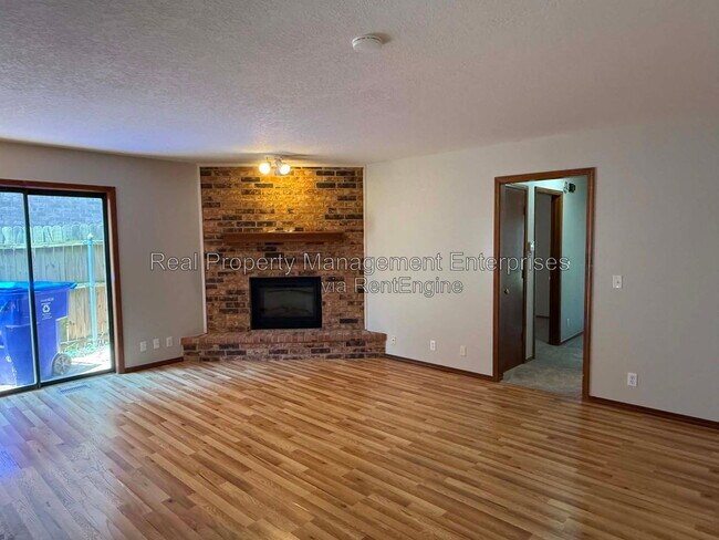 Photo - 4105 Heritage Pl Dr