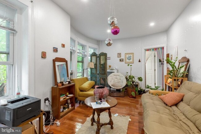 Photo - 4706 Warrington Ave Unit 2