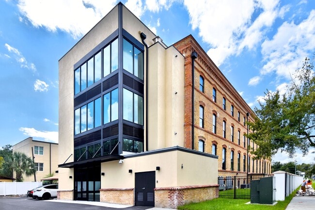 Cigar Lofts