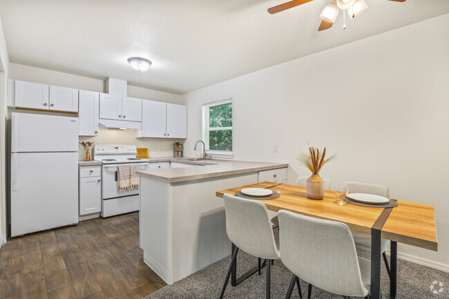 Building Photo - COHO138 Rental