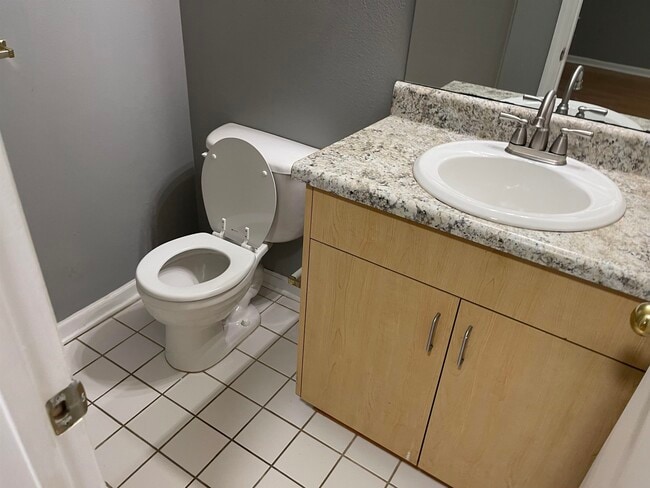 Photo - 2719 W Tharpe St