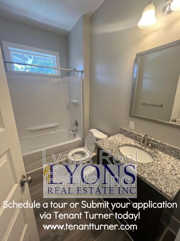 Photo - 205 E College St Unit B