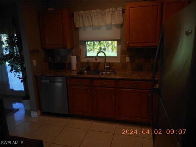 Photo - 1828 SW 2nd Pl