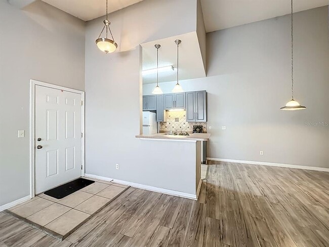 Photo - 185 N Pearl Lake Causeway Unit 210