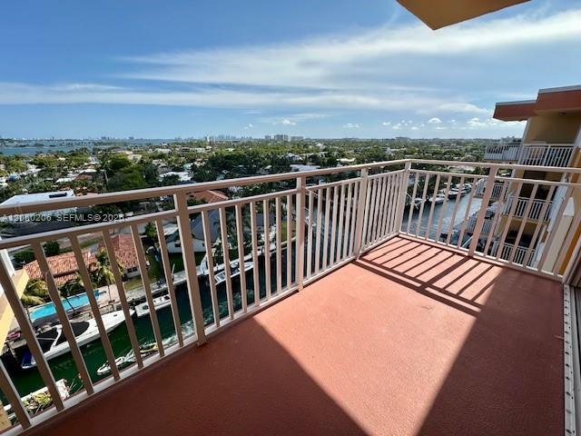 Photo - 2450 NE 135th St Unit 1005