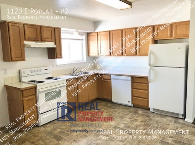 Photo - 1120 E Poplar St Unit #2