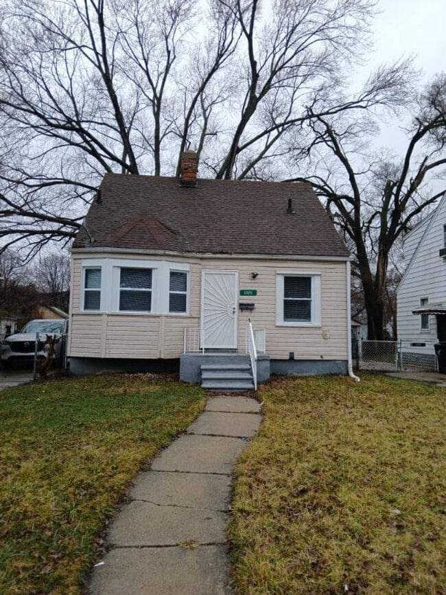 Building Photo - 12075 Rossiter- 3 BEDS & 1 BA FOR RENT!
