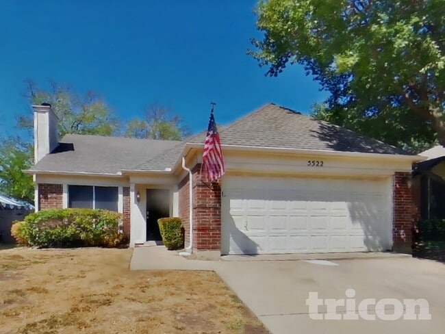 Photo - 5522 Silver Maple Dr