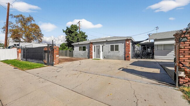 Photo - 1216 Butterfield Rd