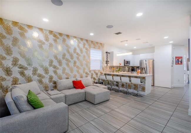 Photo - 8805 NW 103rd Pl
