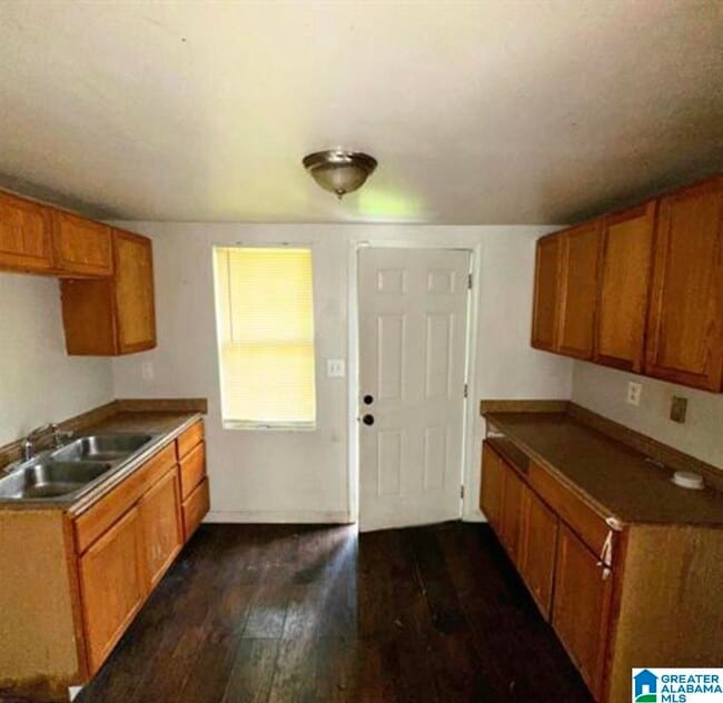 Photo - 4421 43rd St N