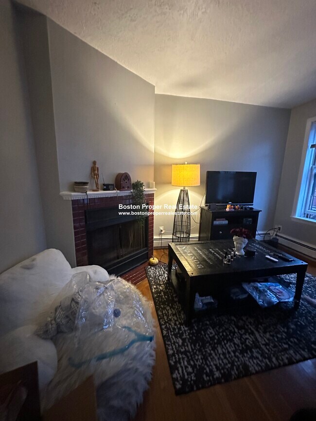 Photo - 42 Garden St Unit 2