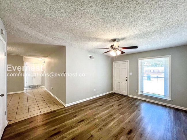 Photo - 1731 Carla Cove