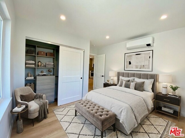 Photo - 3207 W 3rd St Unidad 10