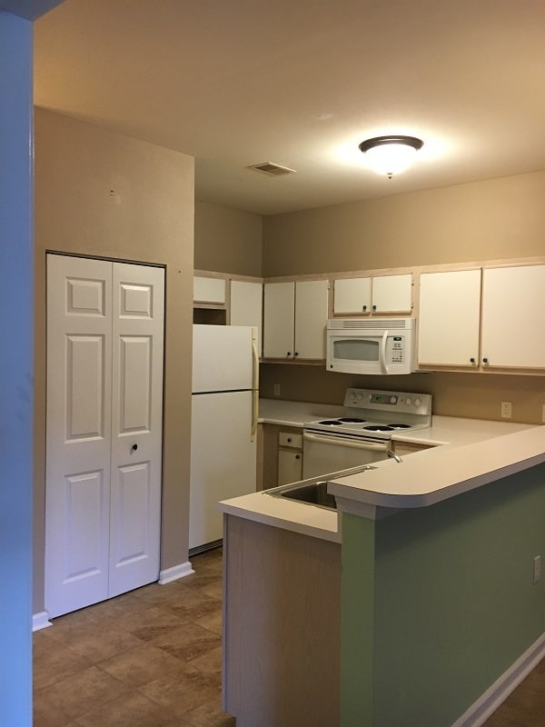 Photo - 1302 River Oaks Dr