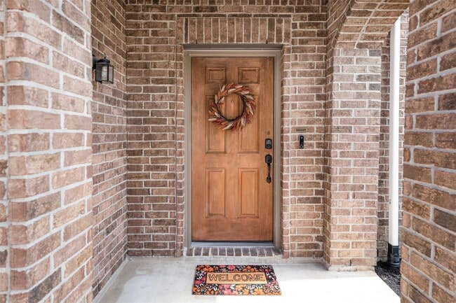 Photo - 1107 Epworth Ct.