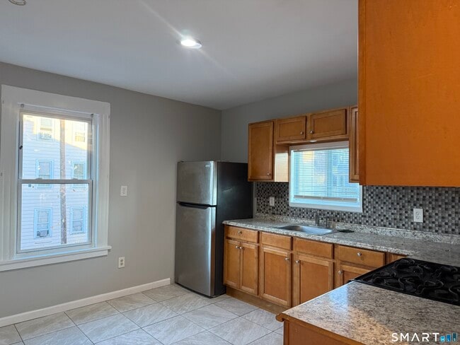 Photo - 276 Orchard St