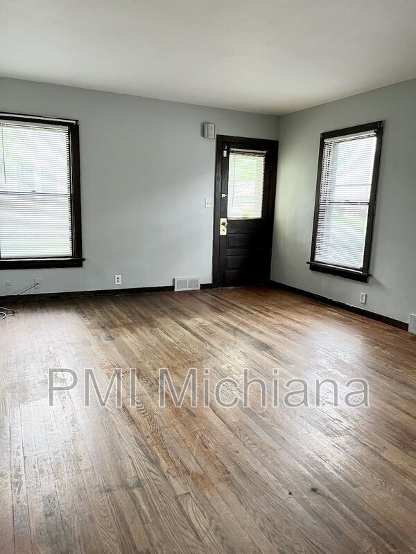 Photo - 1019 S Ironwood Dr Unidad Apt 1