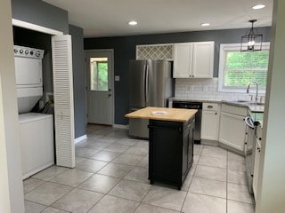 Photo - 683 Sheridan Dr