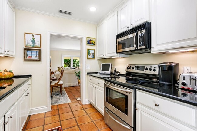 Photo - 380 Cocoanut Row