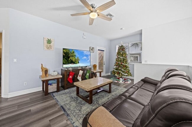 Photo - 3128 Grandiflora Dr