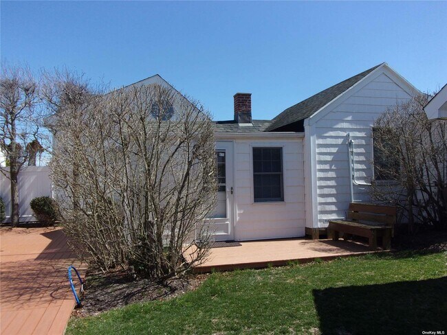 66 Dune Rd