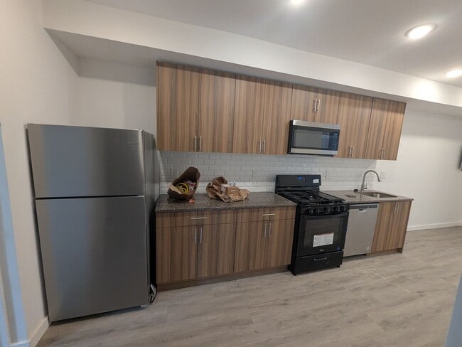 Photo - 6614 Rising Sun Ave Unidad 2nd Floor