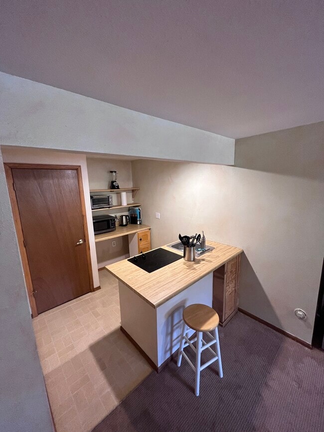 Photo - 1707 East St