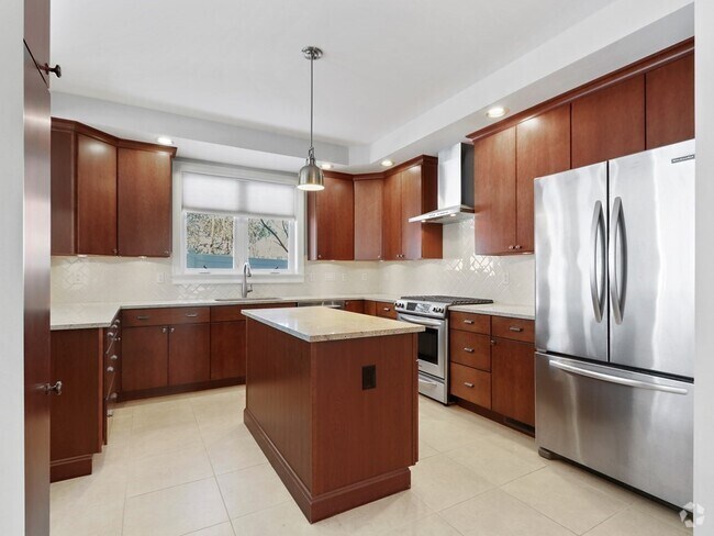 Building Photo - 431 Neponset St Rental