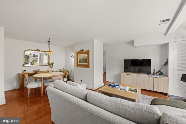 Photo - 4840 MacArthur Blvd NW Unit 301