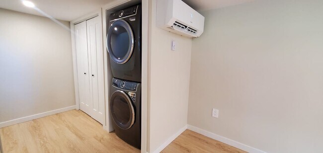 Photo - 371 Bridge St E Unité B