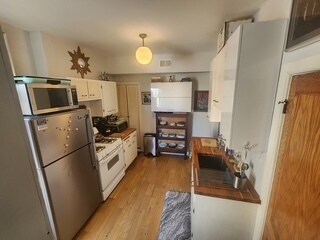 Photo - 1020 E 46th St Unidad 3