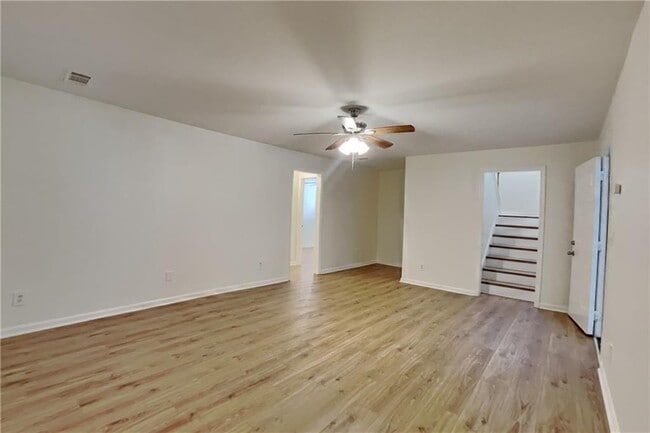 Photo - 530 Alcovy Springs Dr SE