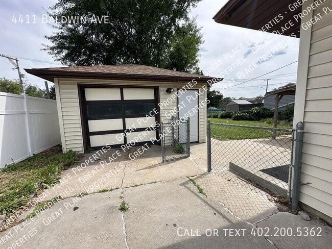 Photo - 4411 Baldwin Ave