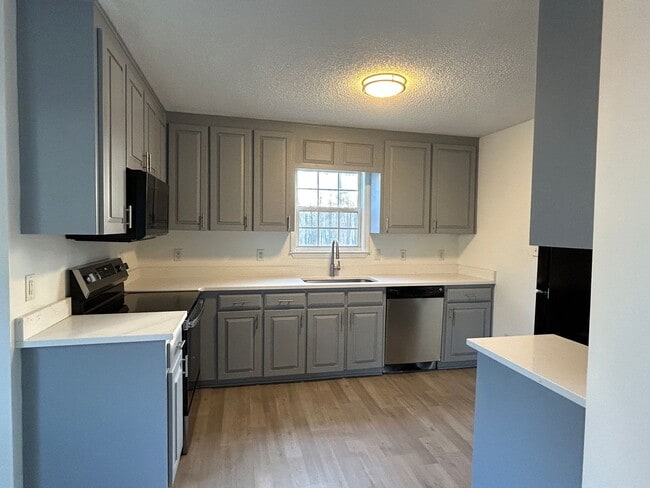 Photo - One-Level Home with garage in Whitstone - Fuquay