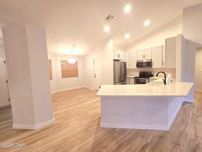 Photo - 126 Covington St