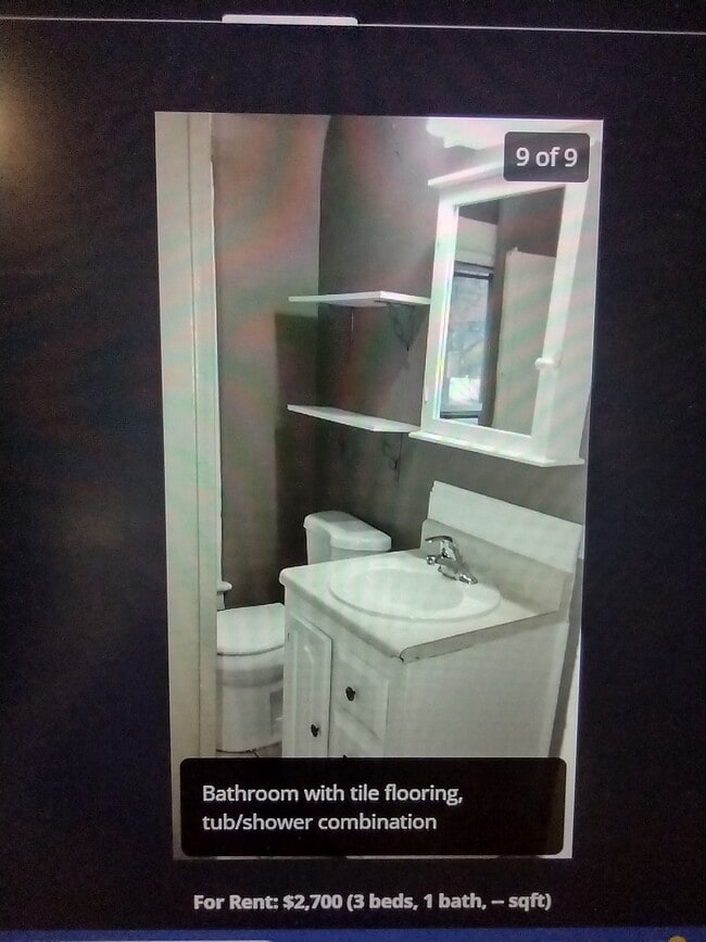 Building Photo - 21 Liberty St Unit 21, right side of duplex