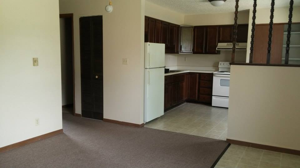 Fox Run Apartments - Fox Run Apartments