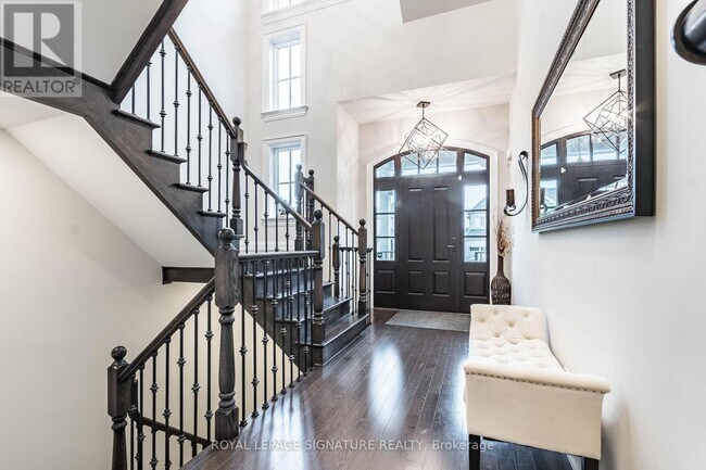 Photo - 24 Foxtail Ct