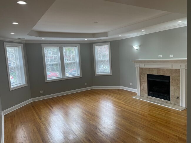 Photo - 6234 N Sacramento Ave Unidad 2