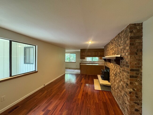 Photo - Tranquil 3 bedroom Rambler!!!