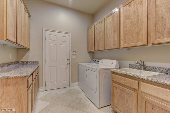 Building Photo - 2258 Green Mountain Ct Rental