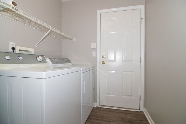 Coming Soon! Introducing an Exceptional Ho... - Coming Soon! Introducing an Exceptional Ho... Casa