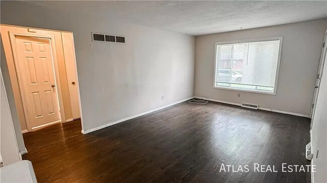 6650 Maywood Ave Unit B