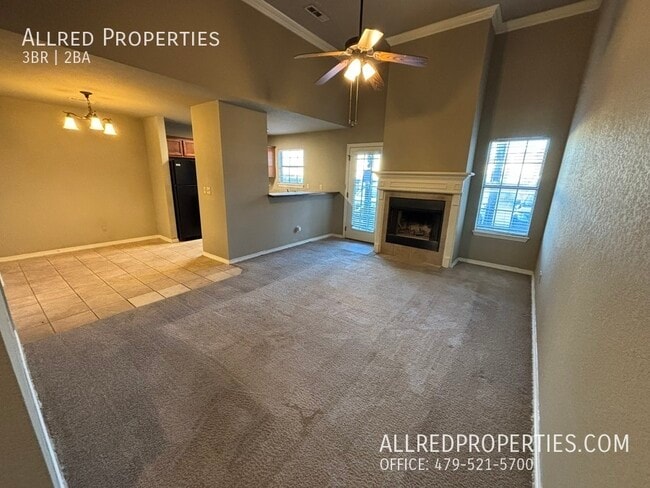 Photo - 1712 N Chestnut Ave