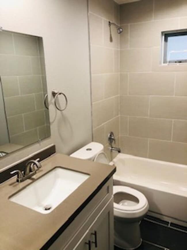 Photo - 6823 Amherst St Unit B