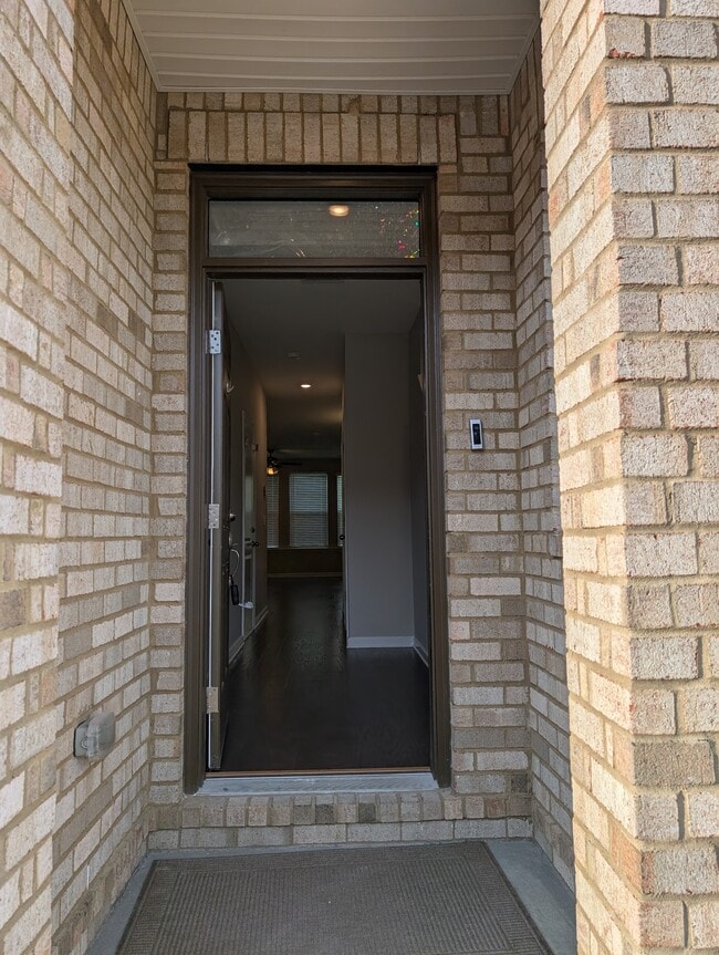 Photo - 204 Netherlands Blvd