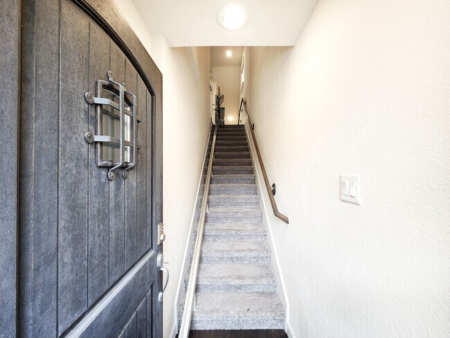 Photo - 10717 Madden Oaks Pl